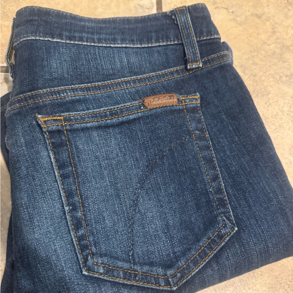 Joe's Jeans Dark Blue Denim - mid rise skinny ankle jeans. Womens 29